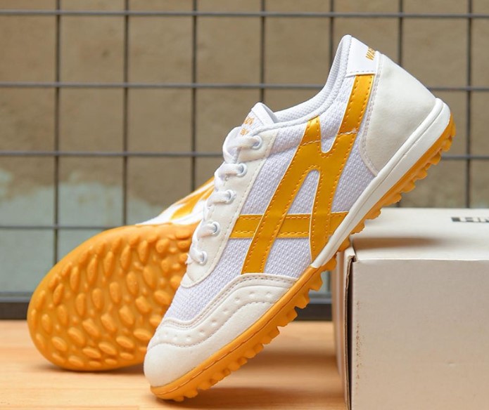 giày bata Trung Quốc