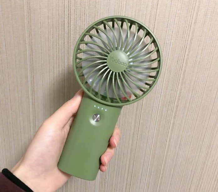 Quạt mini Trung Quốc