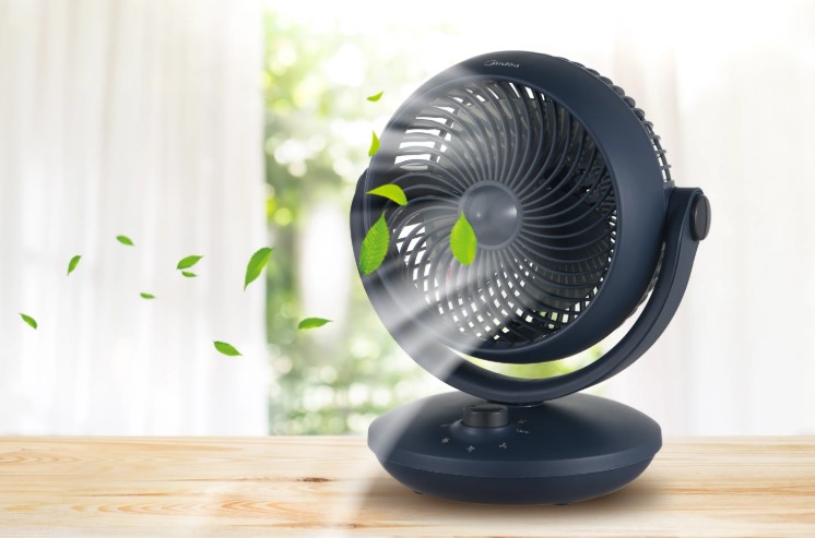 Quạt tích điện Trung Quốc