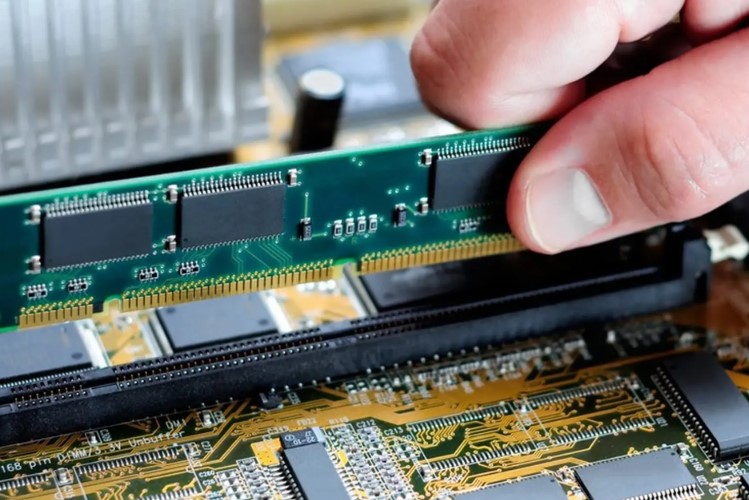 nhập RAM máy tính