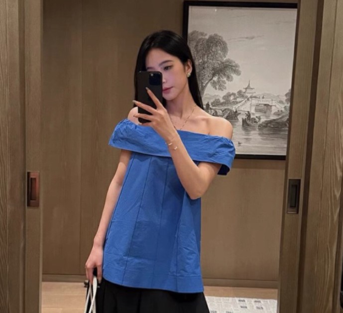 Nhập áo trễ vai Trung Quốc